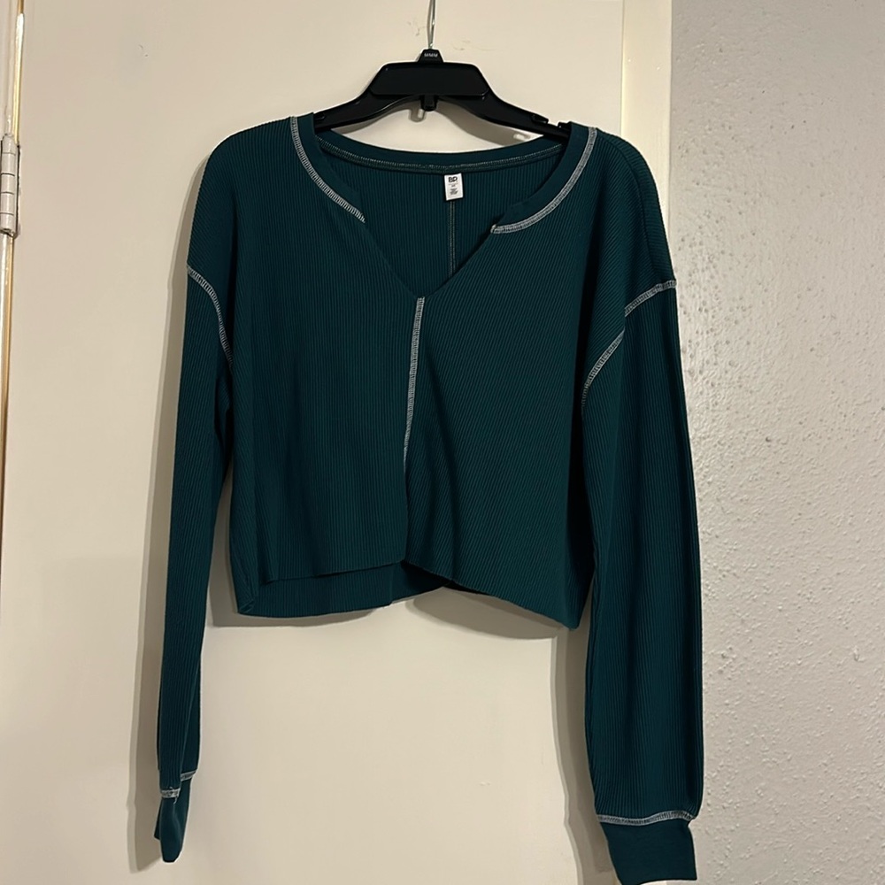 BP Womens Split Neck Cropped Knit Henley Shirt